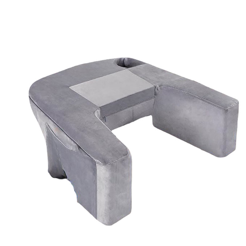 Coussin de lecture avec rangement latéral pratique, vue en situation dans un intérieur chaleureux