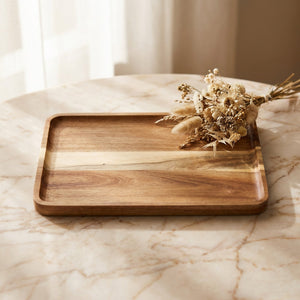 Plateau bois acacia large 25cm avec fleurs séchées sur marbre