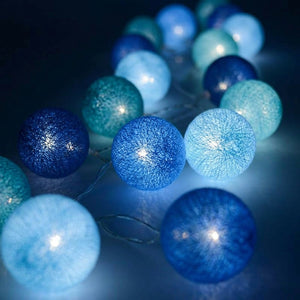 Guirlande boules de coton Bleu LED