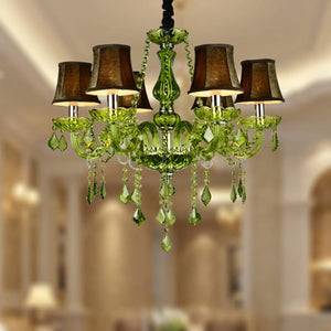 Lustre cristal vert avec abat-jour gros plan