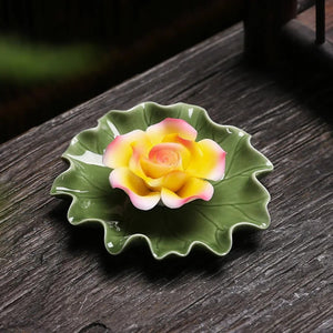 Porte-encens pivoine jaune en céramique
