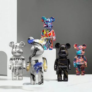 Gros plan sur la texture brillante et les couleurs de la sculpture ours