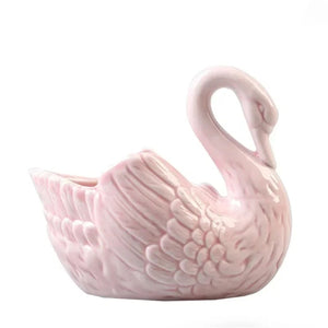 Vase cygne rose en céramique au dos creux finement sculpté