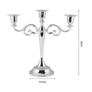 Dimensions du bougeoir argenté 3 bras : 25 cm de hauteur, 10,5 cm de diamètre