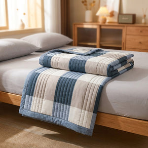Couette d'été matelassée modèle carreaux