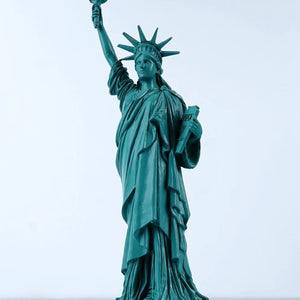 Statuette Statue de la Liberté résine 30 cm - détail desc-5