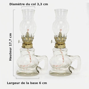 Dimensions de la lampe à pétrole hauteur 17,7 cm diamètre du col 3,3 cm largeur de base 6 cm