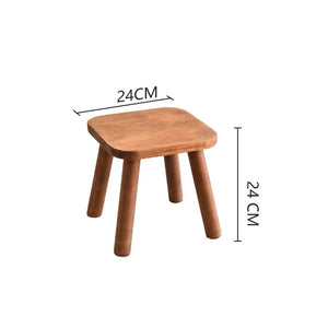 Dimensions du tabouret en bois 24 cm de largeur et 24 cm de hauteur