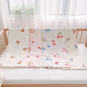 Échantillons de tissus coton de la parure de lit bébé aux motifs variés