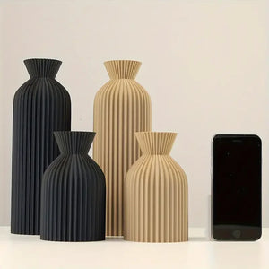 Vase décoratif Boho Chic avec téléphone pour échelle de taille