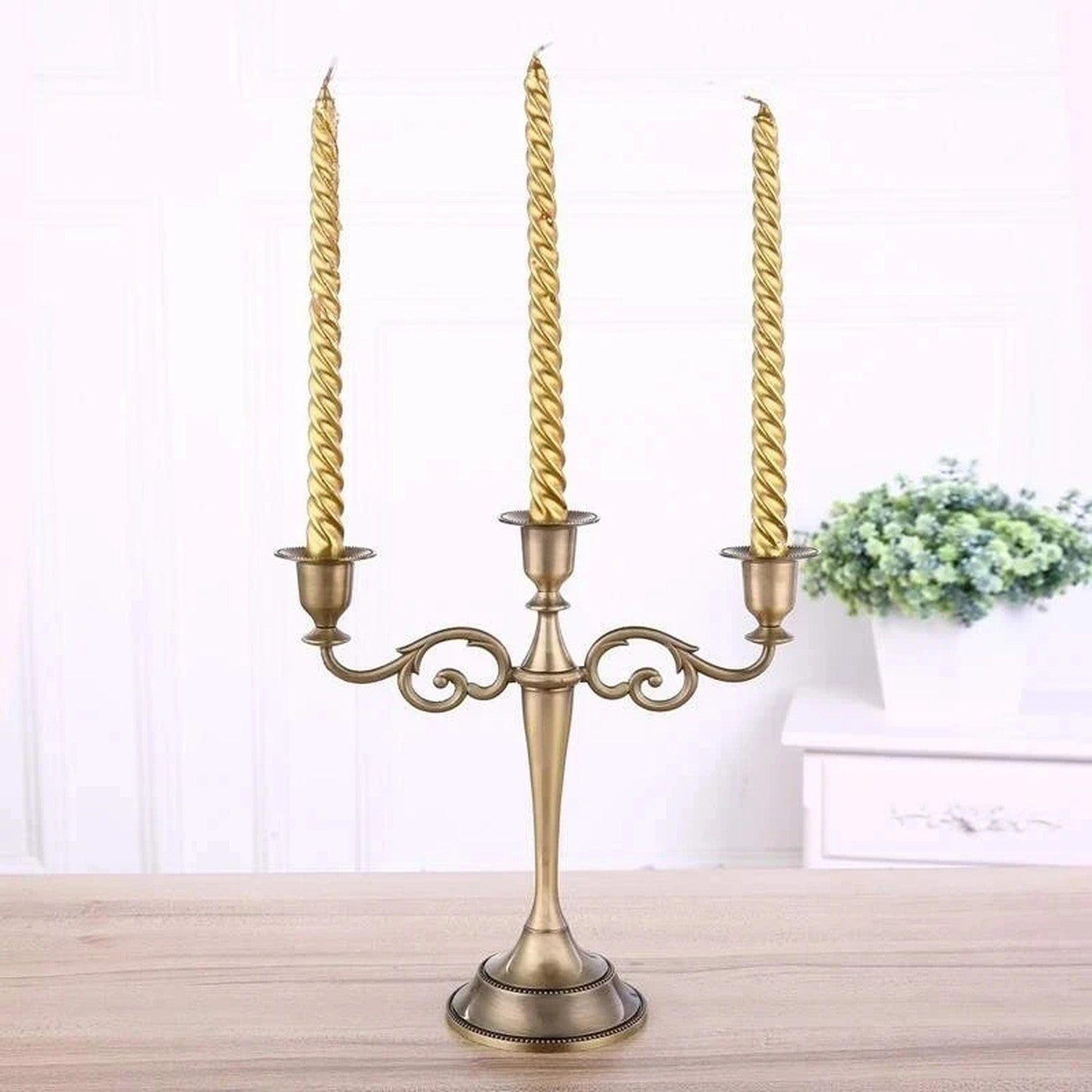 Chandelier bronze arabesque 3 bras avec bougies torsadées style vintage