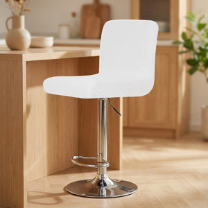 Housse de chaise de bar en jacquard texturé coloris blanc sur un tabouret