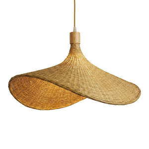 Suspension corolle bambou chapeau conique 30 cm câble doré vue de côté sur fond blanc