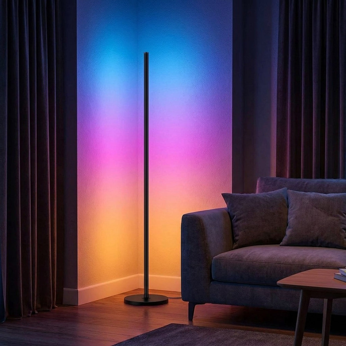 Lampadaire LED RGB dans un salon sombre, lumières colorées