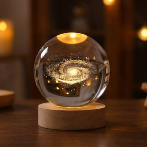 Lampe boule de cristal gravée galaxie spirale et étoiles avec lumière chaude