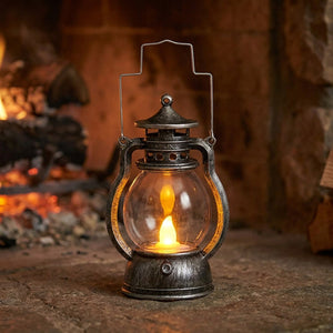 Lanterne LED rétro couleur bronze argenté avec bougie vacillante allumée
