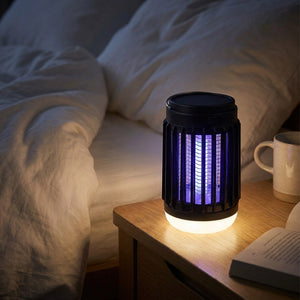 Lampe anti-moustiques UV noire sur table de chevet chambre à coucher lumière bleue protection nocturne