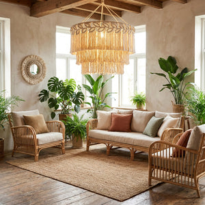 Abat-jour macramé pampilles dans salon bohème rattan, ambiance chaleureuse naturelle