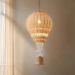 Lustre ballon rotin vue de côté détail tressage et nacelle