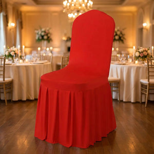 Housse de chaise rouge à jupe plissée