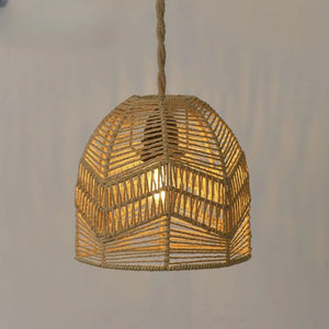 Suspension bambou rotin naturel vue de face tressage chevron