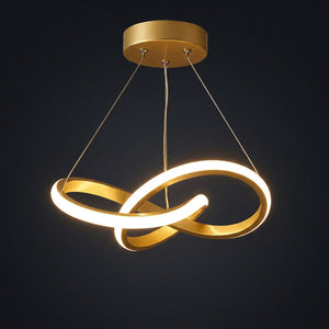 Suspension LED nordique coloris doré allumée