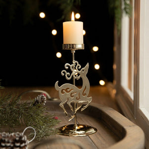 Chandelier de Noël doré à motif renne avec bougie allumée