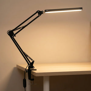 Lampe de bureau architecte noire version courte avec bras articulé allumée