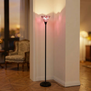 Lampadaire style Tiffany abat-jour vitrail rose allumé, lumière rosée apaisante
