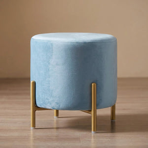 Pouf rond en velours Bleu vue de trois quarts
