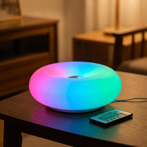 Lampe beignet Bauhaus multicolore avec sa télécommande