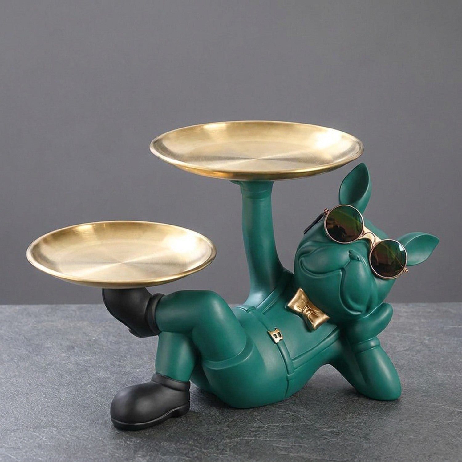 Statuette bouledogue décoratif vert avec double plateau doré en résine