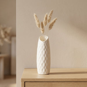 Vase blanc scandinave texture alvéolée avec des pampas