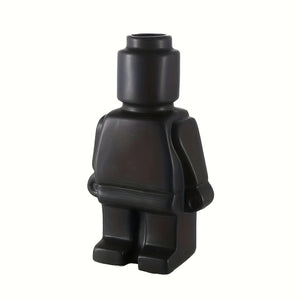 Vase robot en céramique noir mat