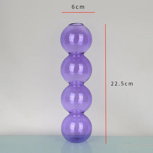 Vase en verre violet L style nordique fond blanc