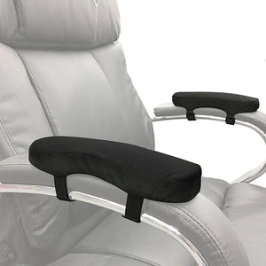 Coussins d'accoudoir en mousse à mémoire installés sur une chaise de bureau