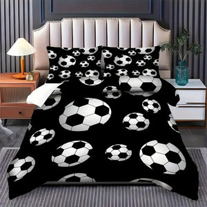 Housse de couette football noire sur un lit dans une chambre moderne