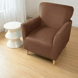Housse de fauteuil club couleur Marron installée sur un fauteuil