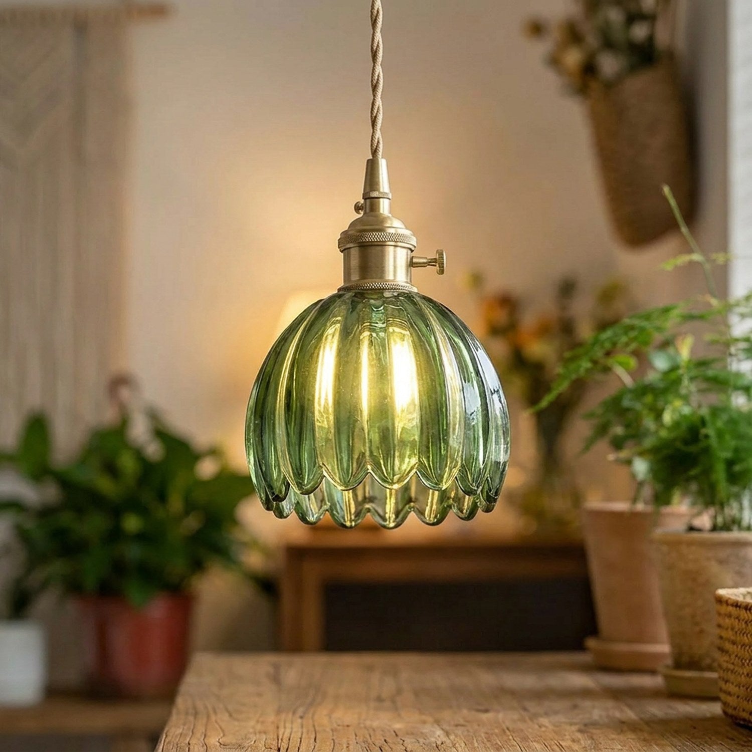 Suspension verre floral torsadé vert art déco