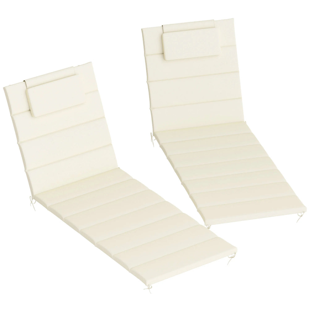 Deux coussins extérieur chaise longue design épuré de couleur beige clair, avec segments matelassés horizontaux et repose-tête intégré, posés à plat sur fond blanc.