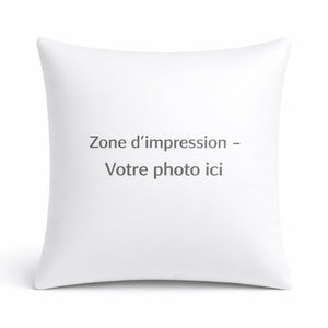 Housse de coussin personnalisée avec photo, blanche, avec une large zone centrale d’impression affichant “Zone d’impression – Votre photo ici”, prête à accueillir une image personnelle.