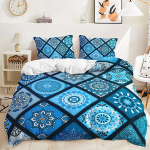 Parure de lit bohème motif mandala coloré avec mosaïque de mandalas décoratifs sur la housse de couette et les taies d’oreiller, présentée sur un lit dans une chambre lumineuse.