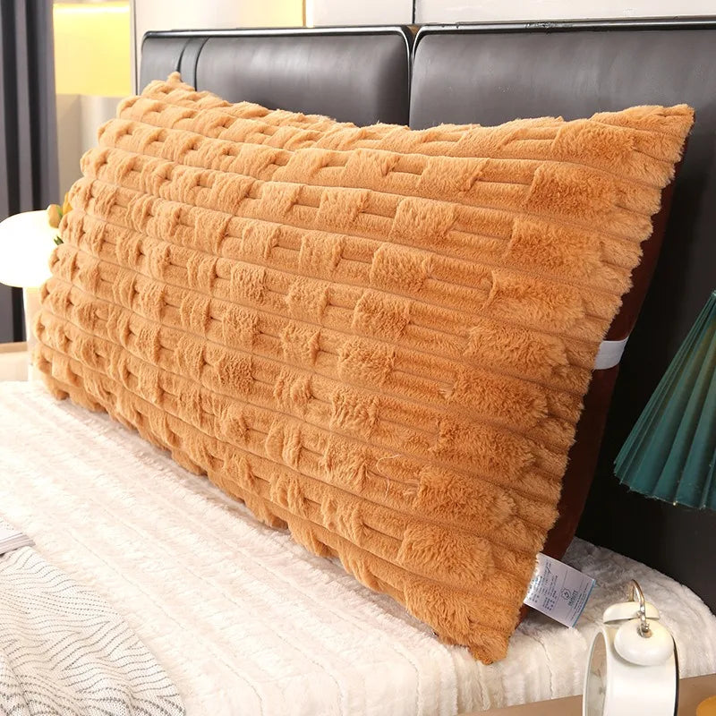 Coussin tête de lit doux et moelleux