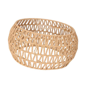 Abat-jour en corde de papier tressée beige vu de près avec sa maille ajourée