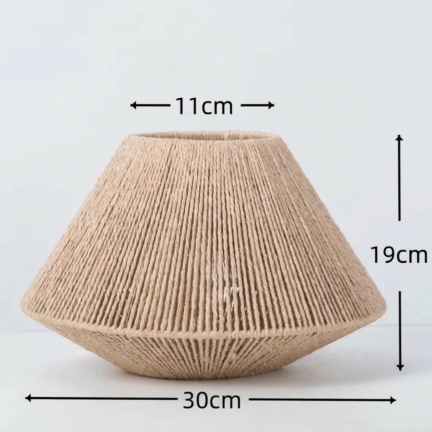 Dimensions abat-jour évasé 30 cm : ouverture 11 cm hauteur 19 cm diamètre 30 cm