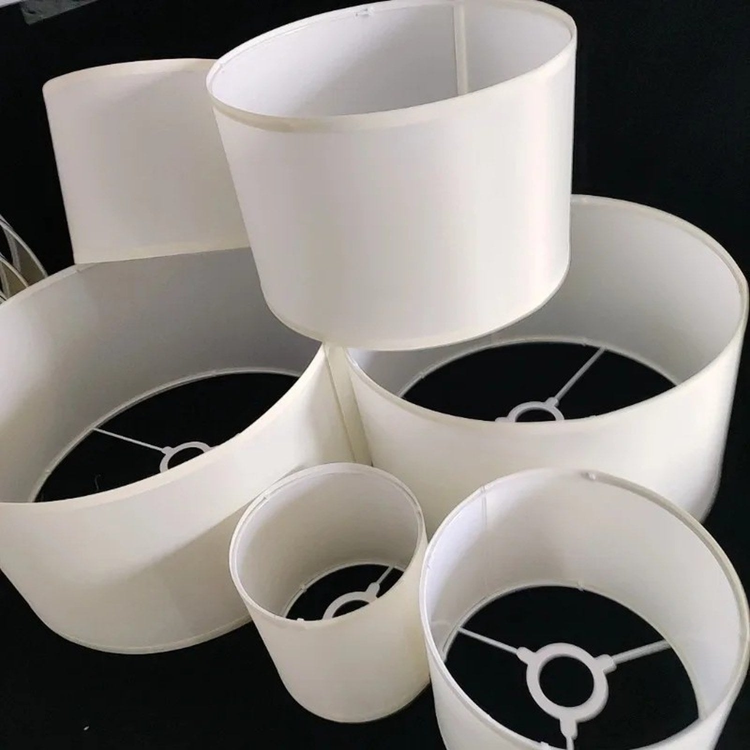Abat-jour tambour blanc tissu fond blanc