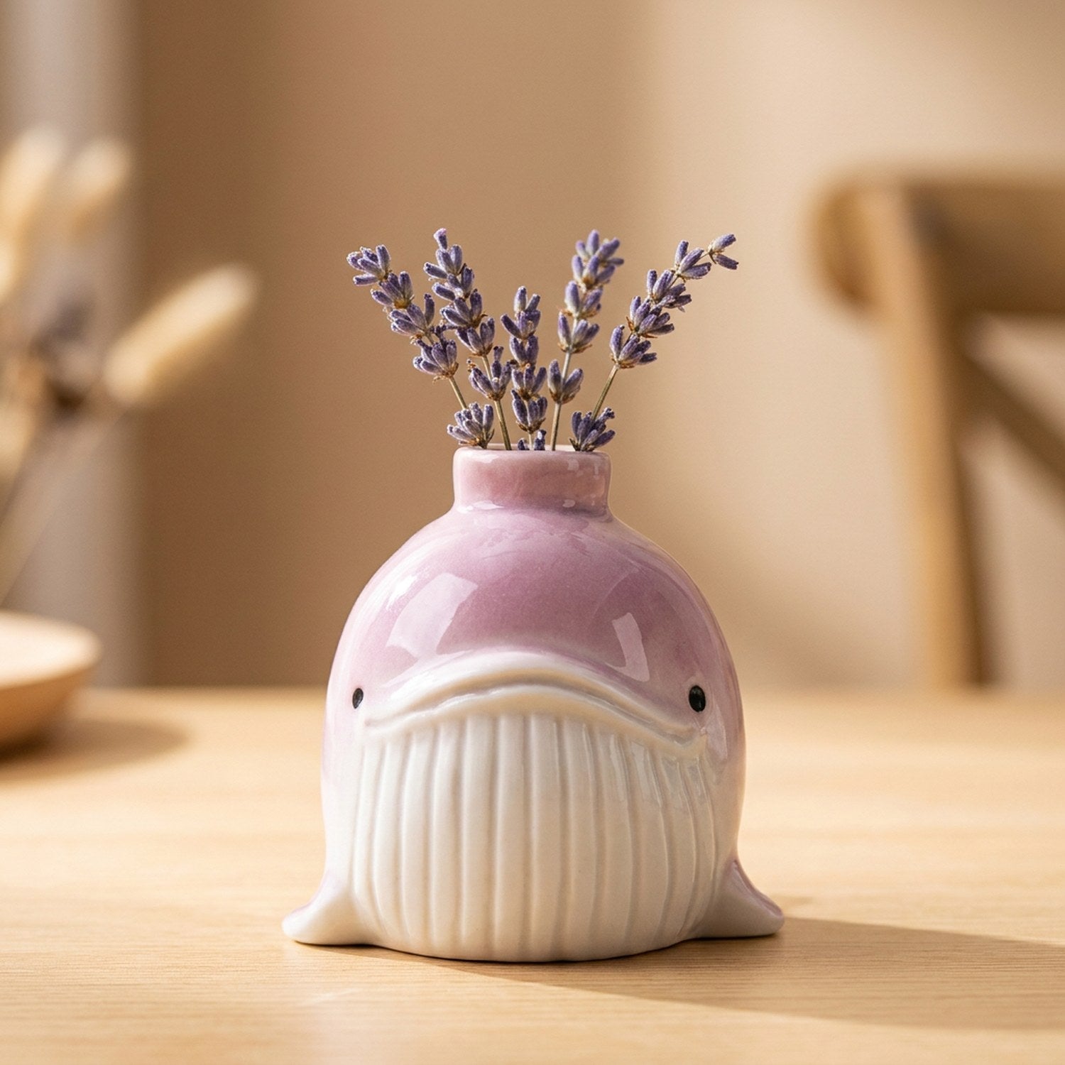 Vase baleine céramique violet rose avec lavande