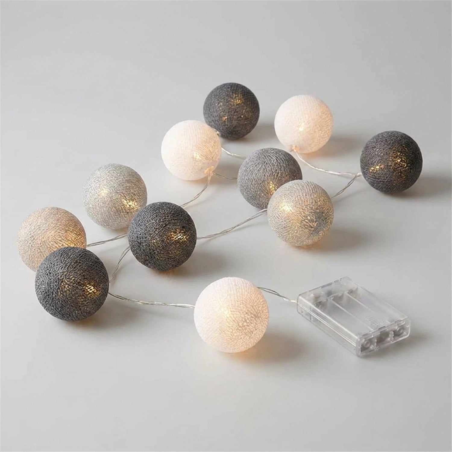 Guirlande boules de coton Gris LED