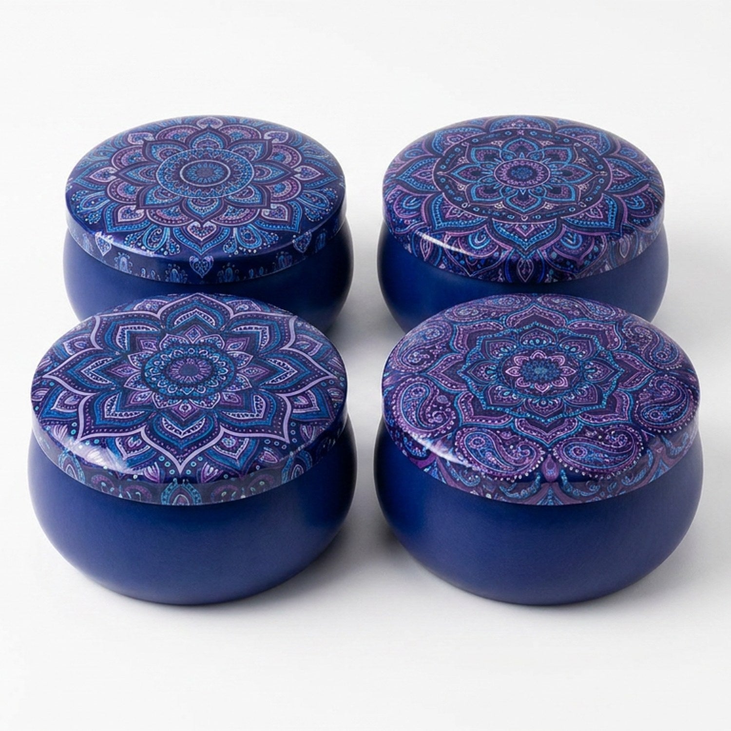 Coffret assortiment D bougies mandala bleu et violet fond blanc