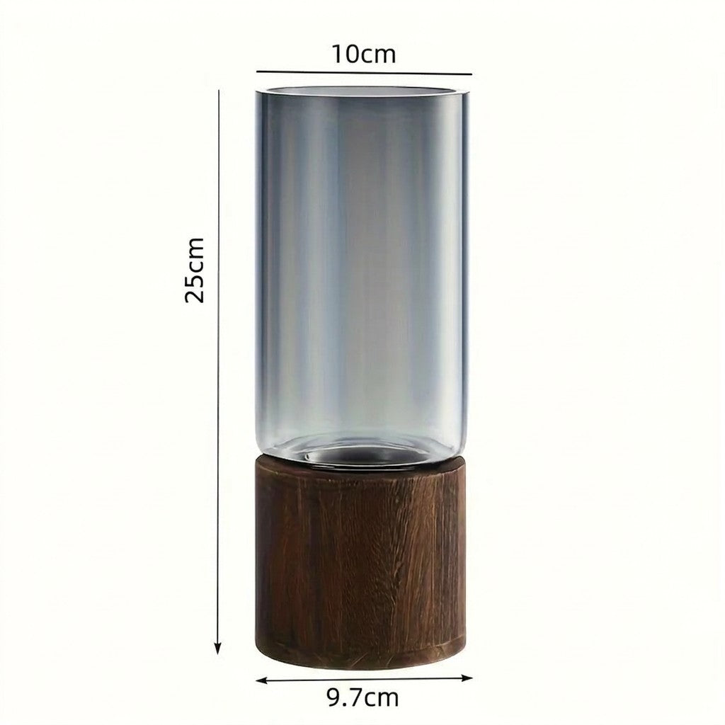 Dimensions du vase en verre fumé : hauteur 25 cm, diamètre 10 cm